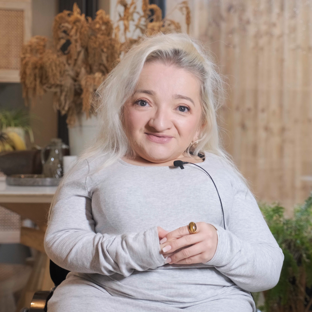 ProtectaPet Partners with Disability Pioneer Samantha Renke to Cat-Proof Her Garden