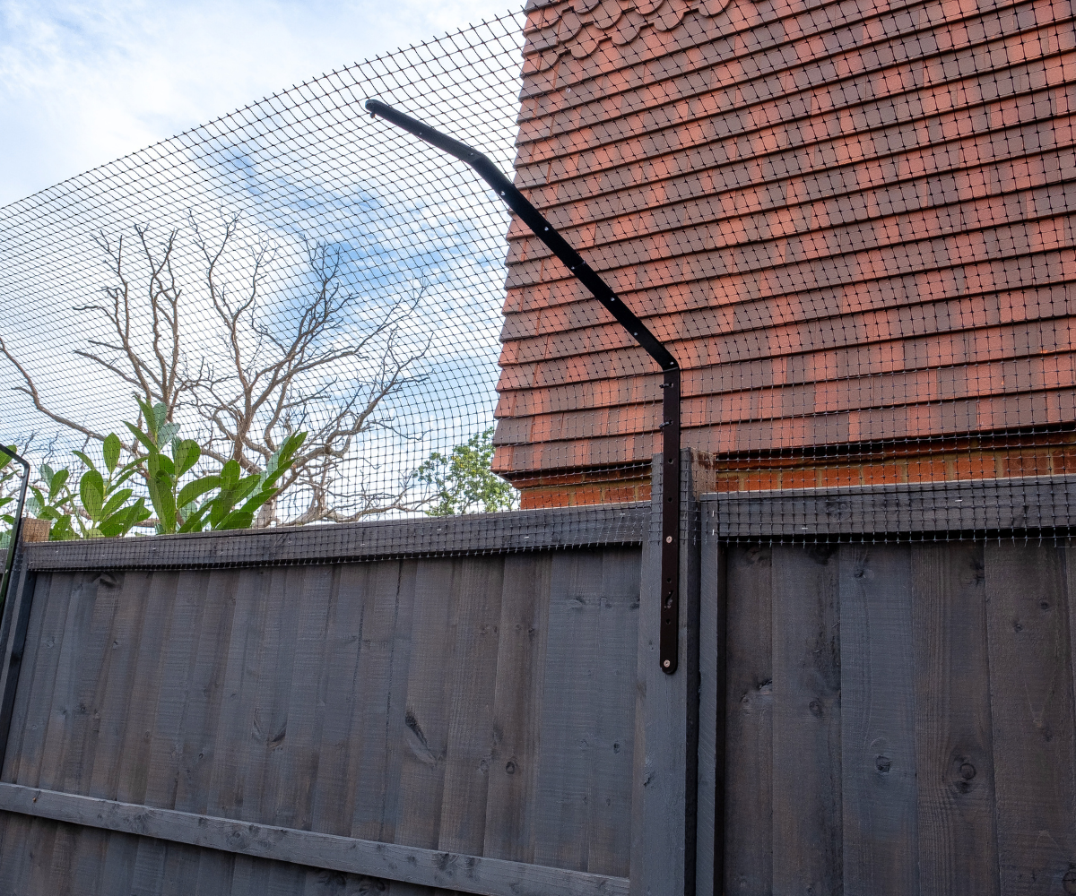 1.6m+ Fence Cat Barrier