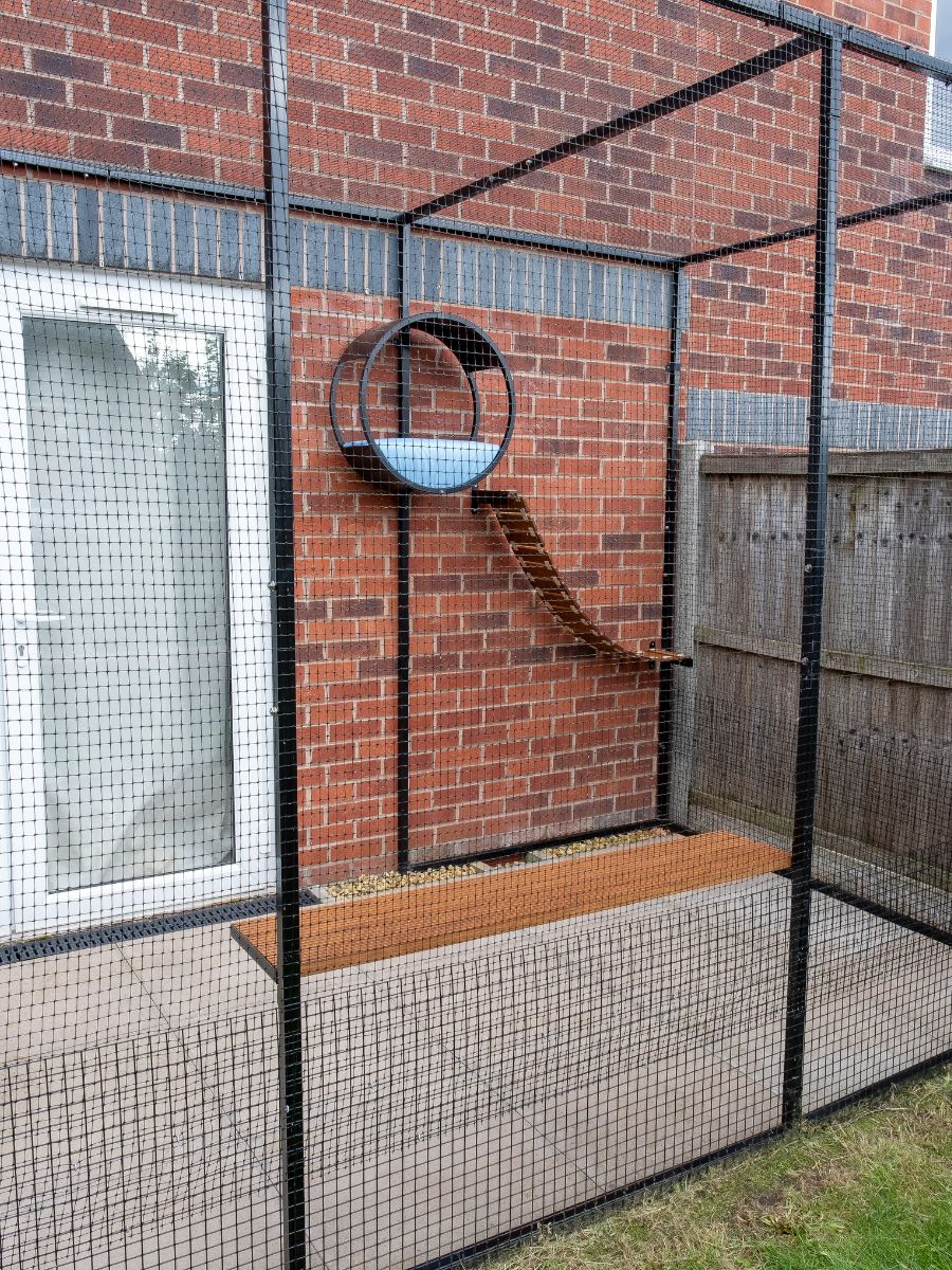 ProtectaPet® Catio Enrichment Post (2.4m)
