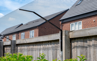 standard cat fence bracket to secure garden