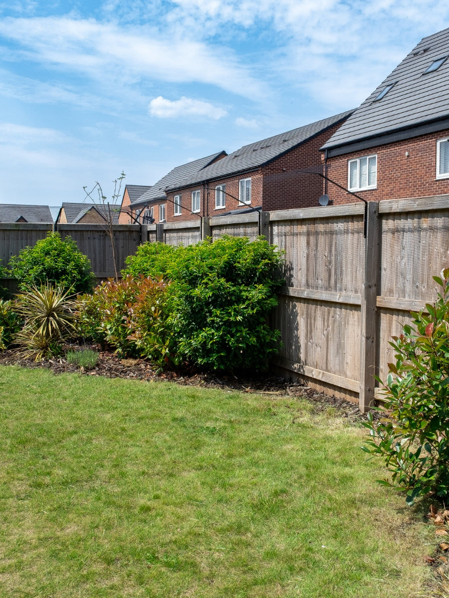 Bavolet standard pour clôture pour chats ProtectaPet®