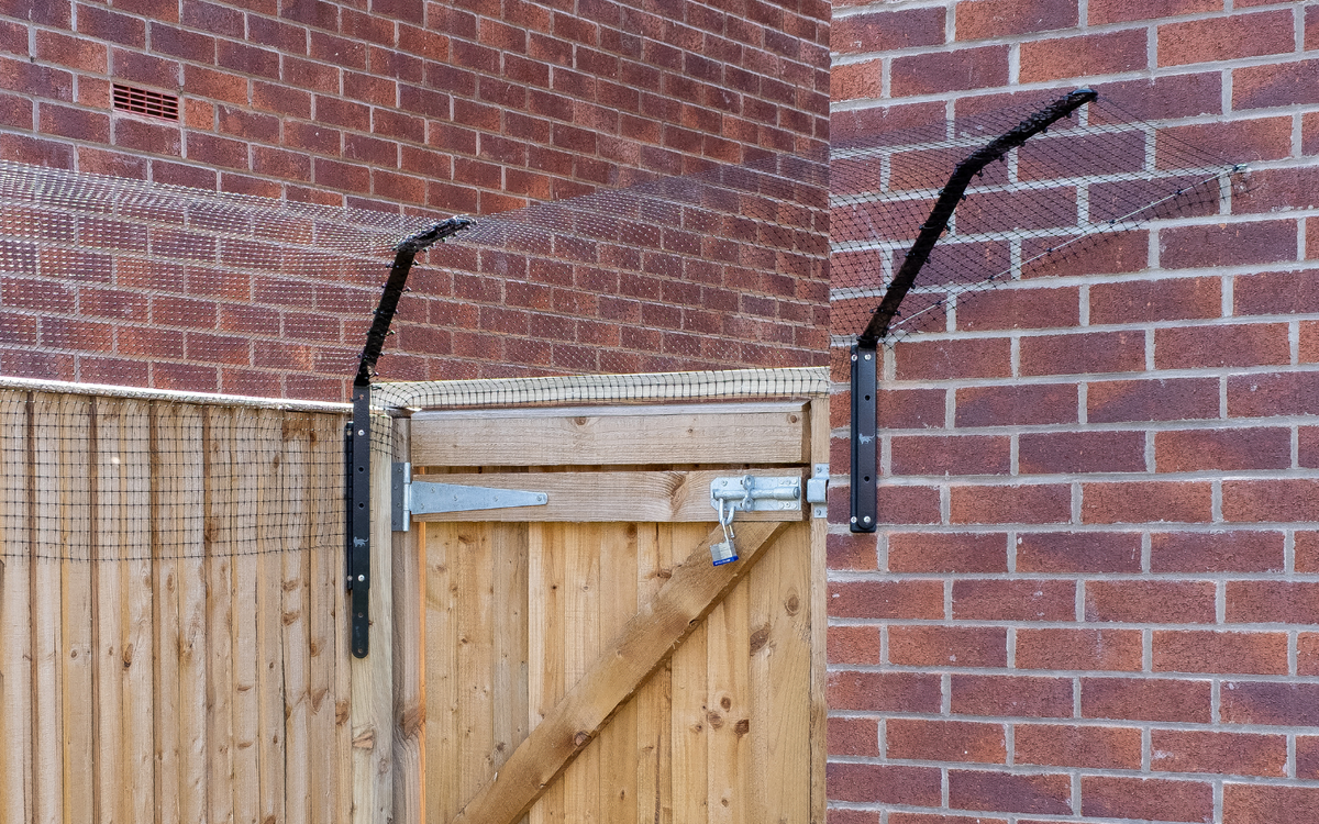 1.8m+ Fence Cat Barrier