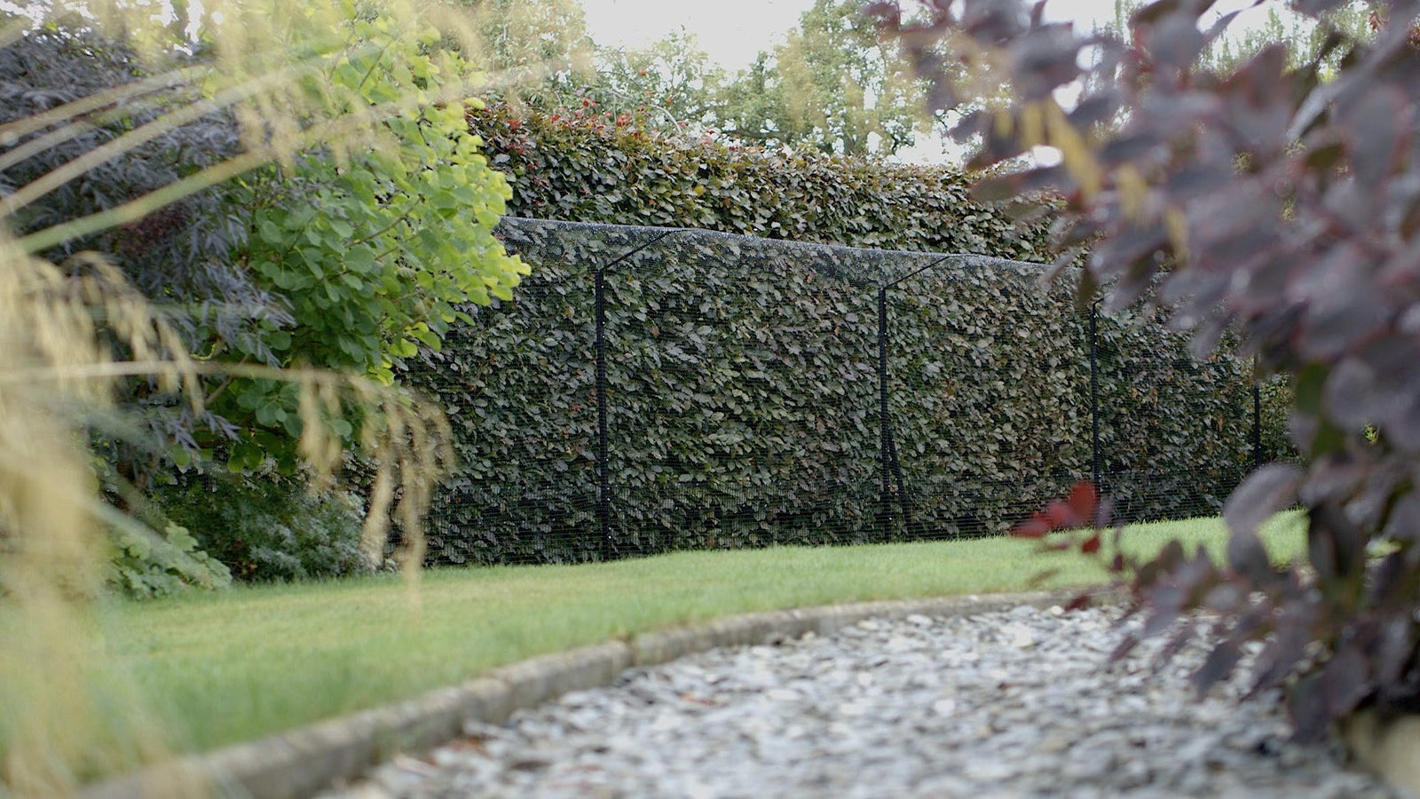 how to install a cat enclosure